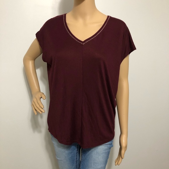 White House Black Market Tops - FINAL PRICE White House Black Market Maroon V-neck